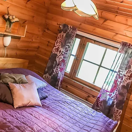 Hyrynpirtti Moekki By Interhome *